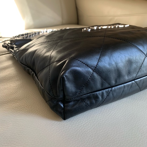 Chanel Small 22 Bag Black with Silver Hardware - Picture 4 of 16